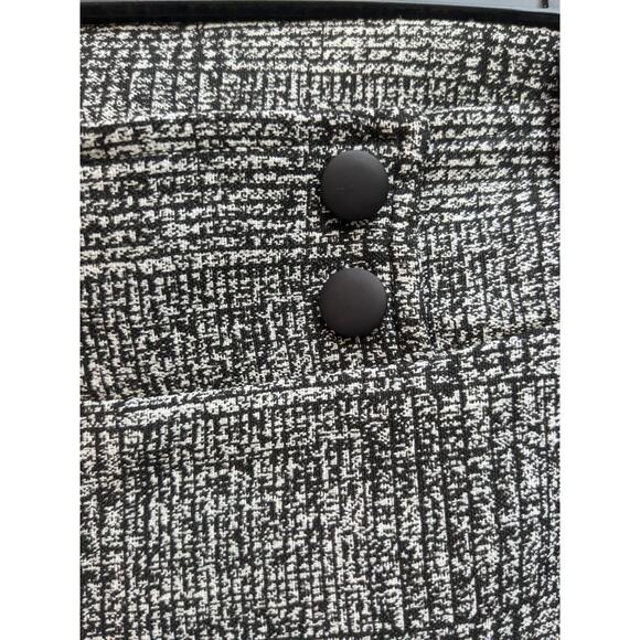 Women’s Dress Pants Contempo Skinny Pull On Black/White Abstract Size Small - Picture 3 of 6